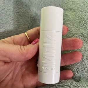 Milk Makeup Flex Foundation Stick Light Beige